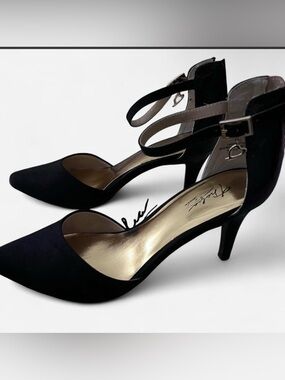 Thalia Sodi Black Pointed-Toe Ankle-Strap Heels